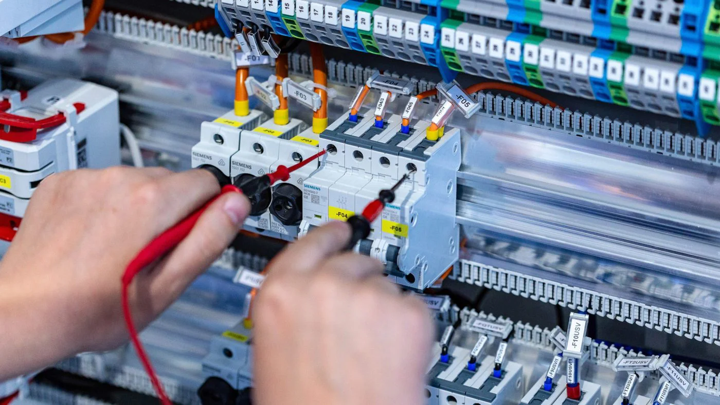 برق صنعتی برق صنعتی